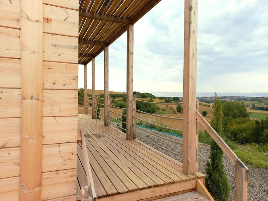 Vue Exceptionnelle Et Sauna A 1h De Toulouse. *